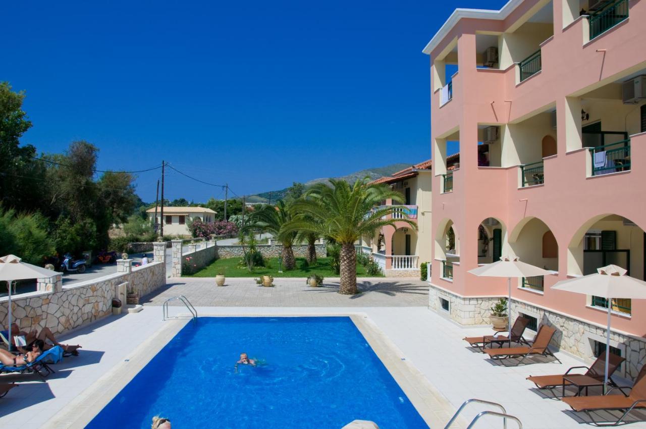 Koukla Mare Bed and Breakfast Lithakia  Exterior foto