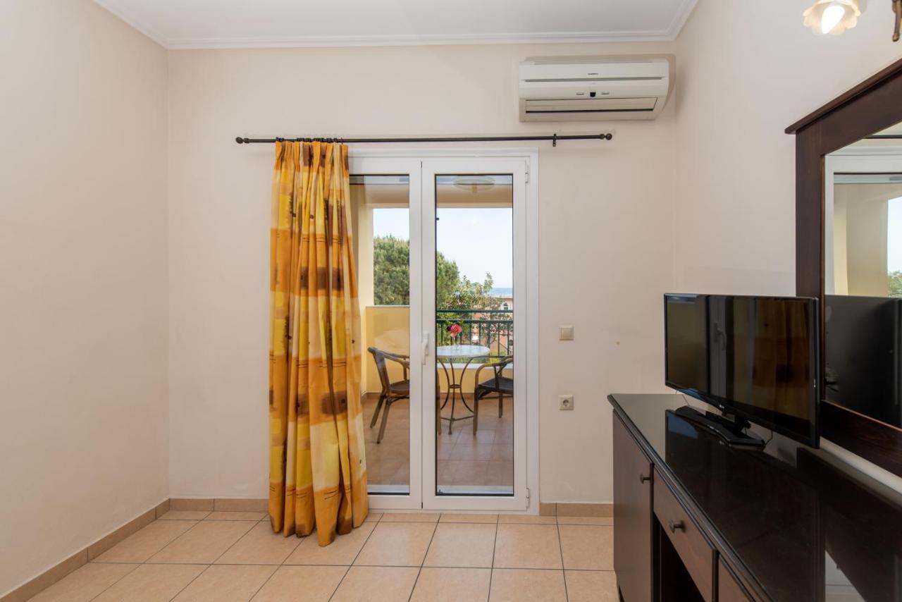 Koukla Mare Bed and Breakfast Lithakia  Exterior foto