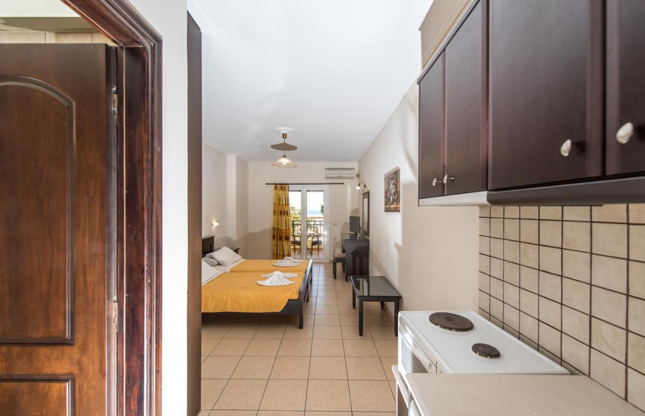 Koukla Mare Bed and Breakfast Lithakia  Exterior foto